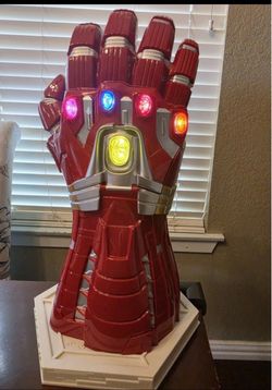 Marvel Avengers Endgame Encore Thanos Infinity Gauntlet Popcorn Bucket!!