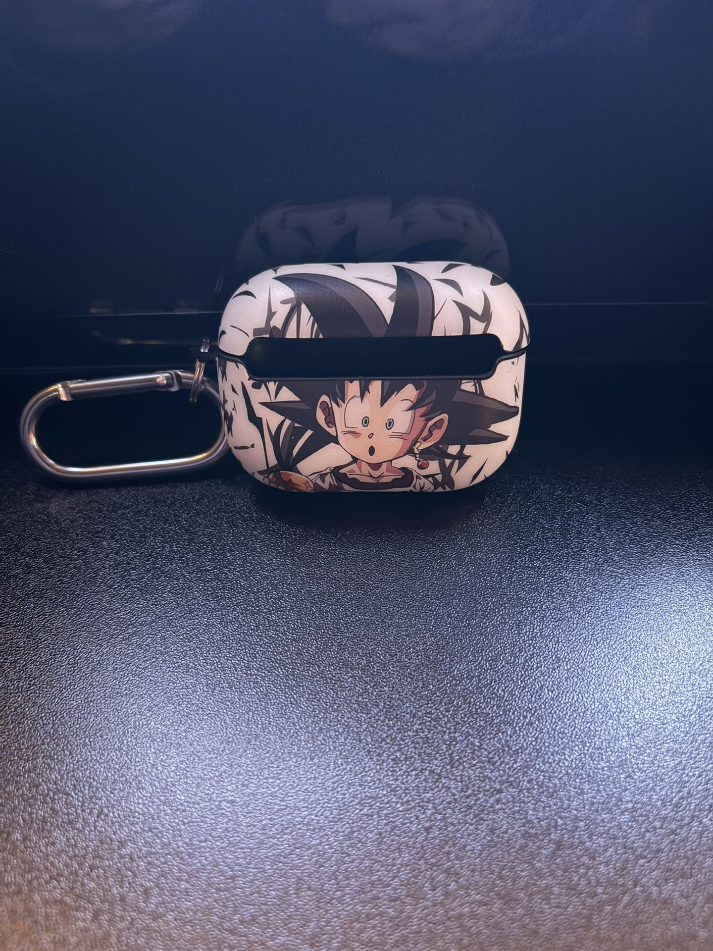 CASH/TRADE Airpods pro protective goku case