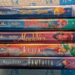 Disney Black Diamond VHS Bambi, Fantasia, Alladin, Rescuers, Sword in the Stone