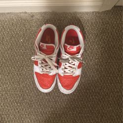 Nike Dunk Low Red/White