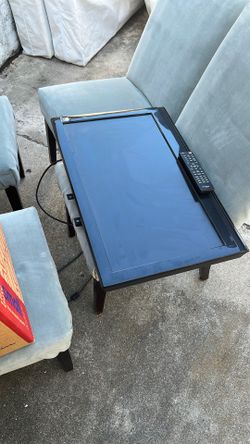 Tv With Wall Mount, Screws not included