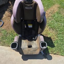 Graco Convertible car seat