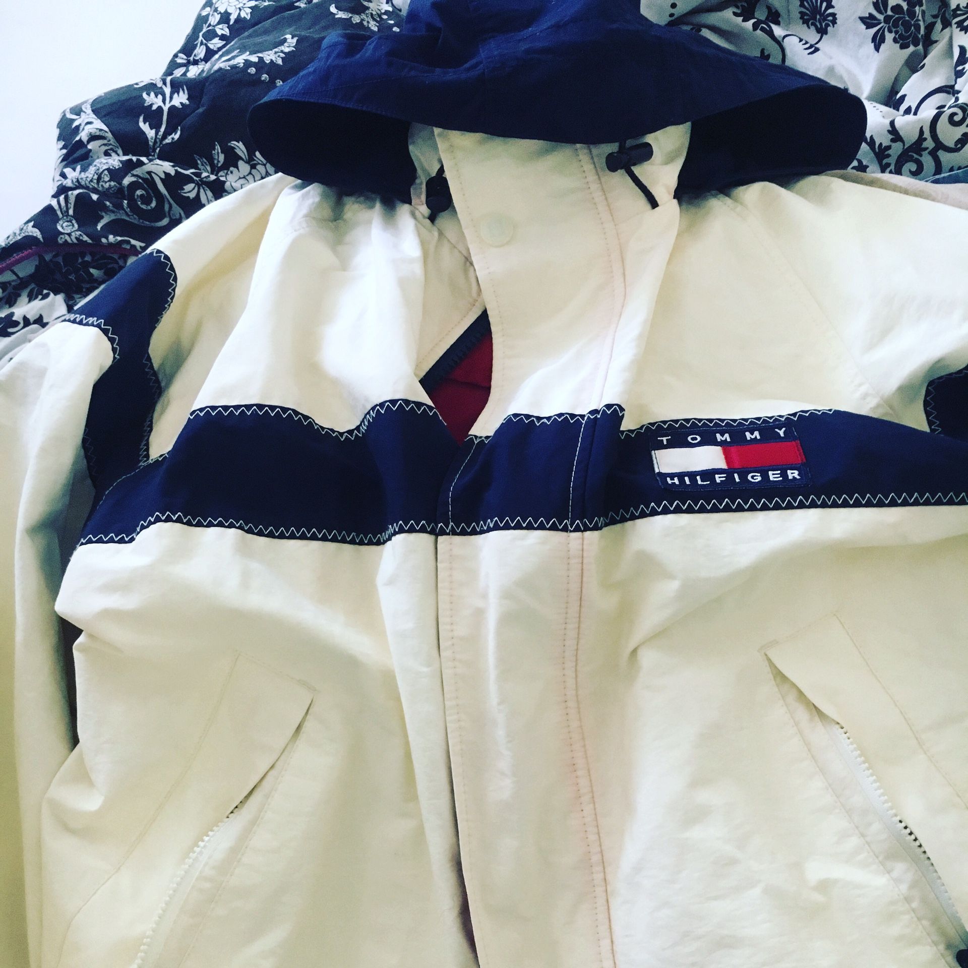 Vintage Tommy Hilfiger jacket
