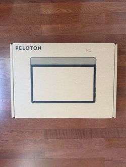 Peloton Touchscreen Tablet Peloton Tread Treadmill PLTN-ATR01 LIKE NEW!