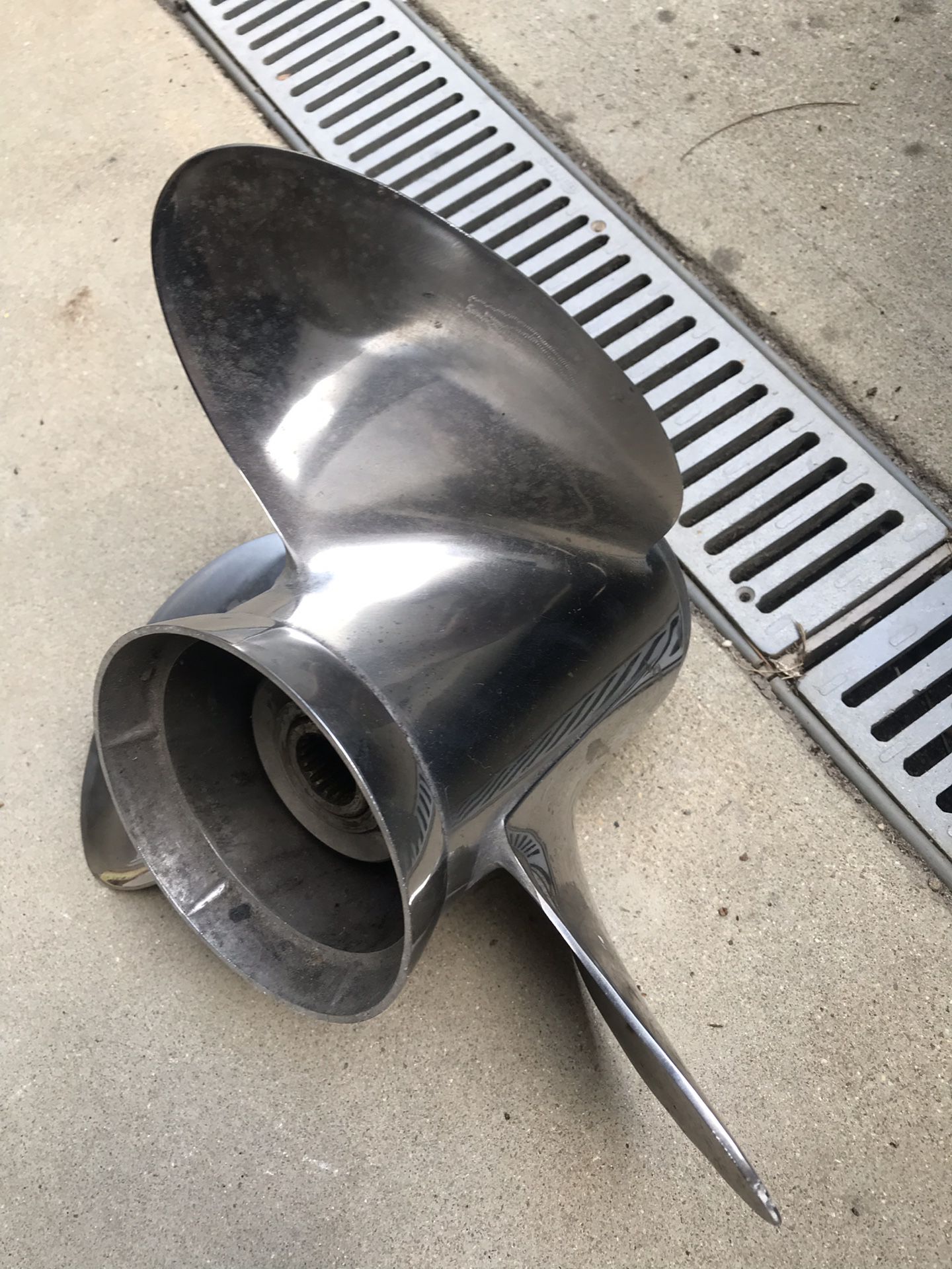 3 blade boat prop stainless