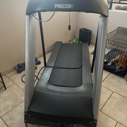 Precor C956 Fitness Gym Treadmill 