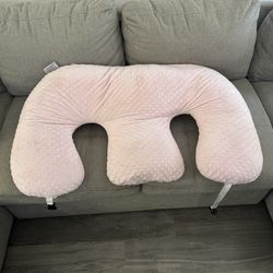Twin Z Pillow (pink) - Good Condition