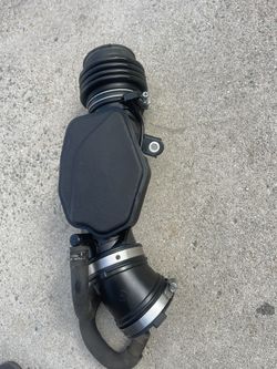 2003-2006 Infinity / Nissan G35 Stock Intake