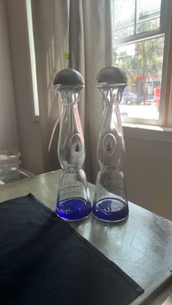 Empty 750ml bottle of Clase Azul Plata with metal cap