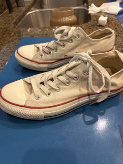 Converse size 8