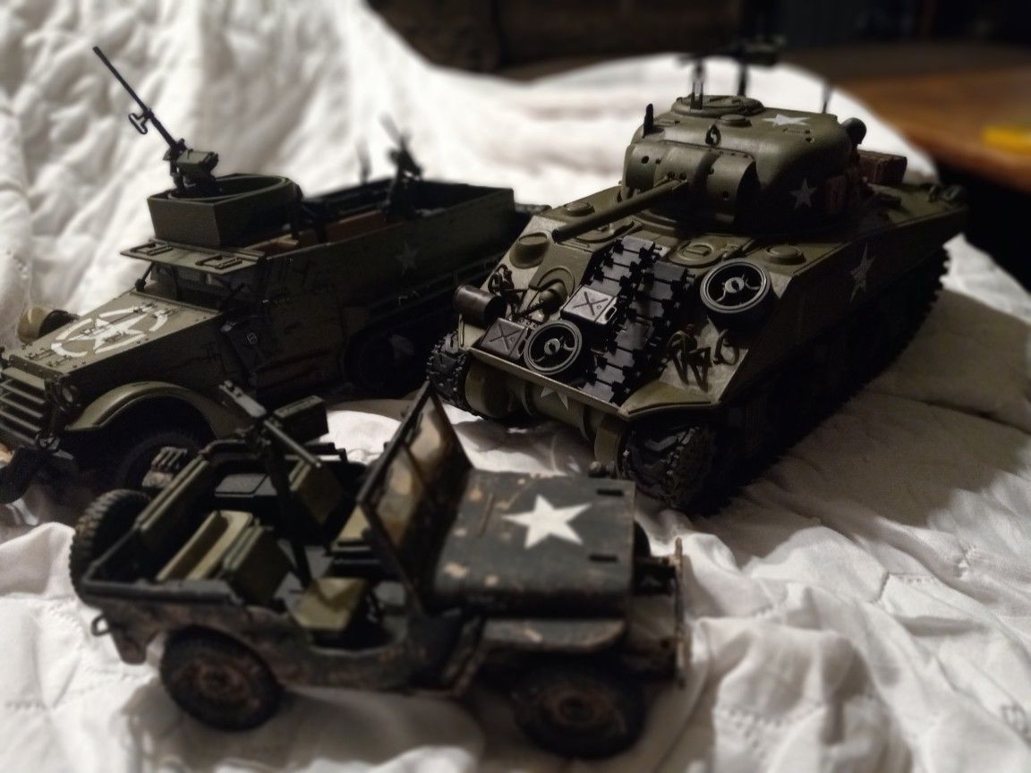 21st CENTURY TOYS/ COLLECTIBLES 1/18th Scale WWII