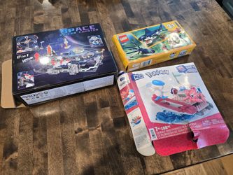 3 Block Builder Toys