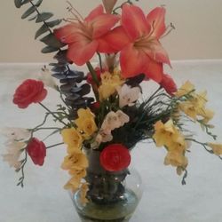 Artificial Flower Vase 