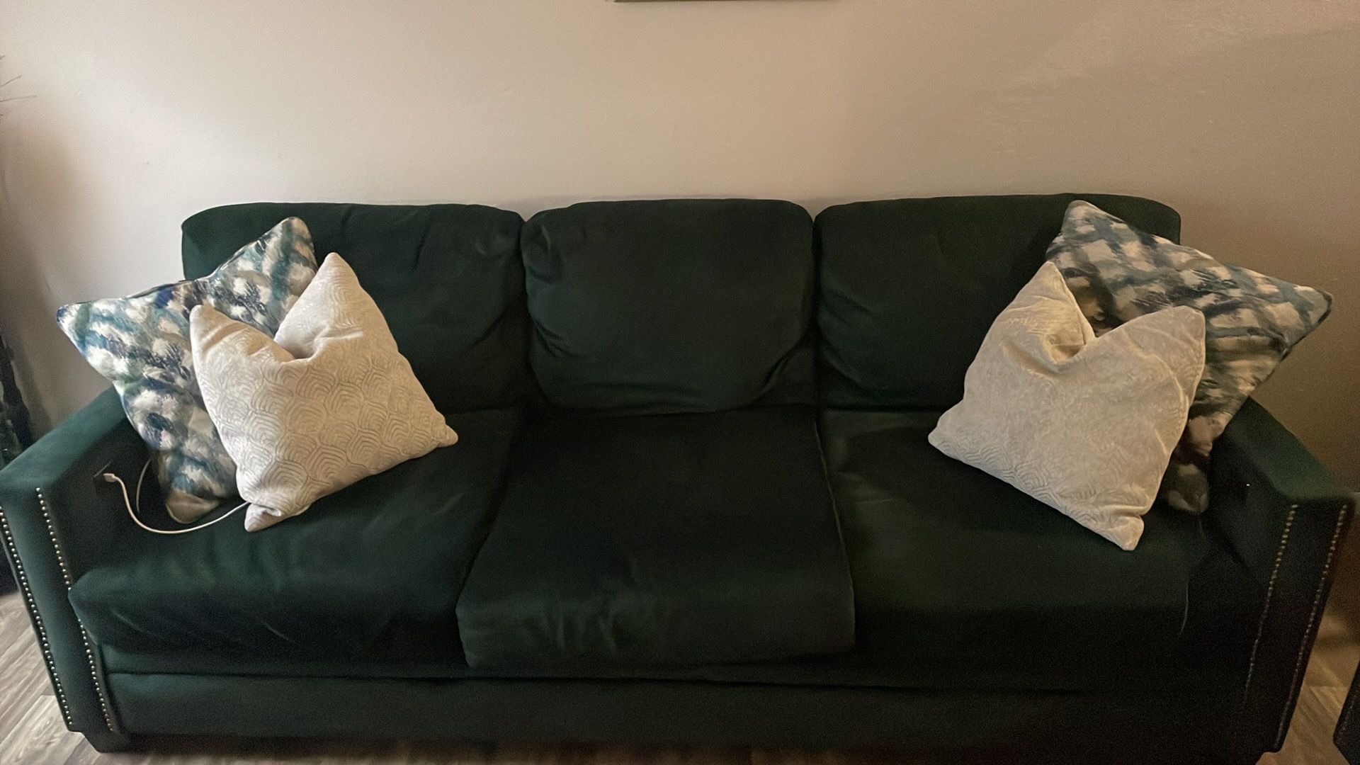 Green Couch With Dual Usb Charging