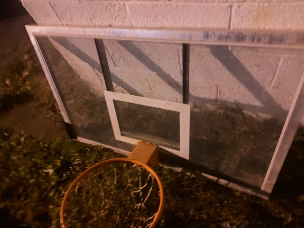 Basketball Back Board And Rim