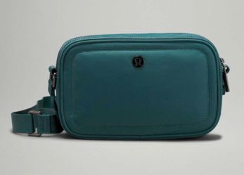 Lululemon Crosssbody Camera Bag 2L Green Jasper