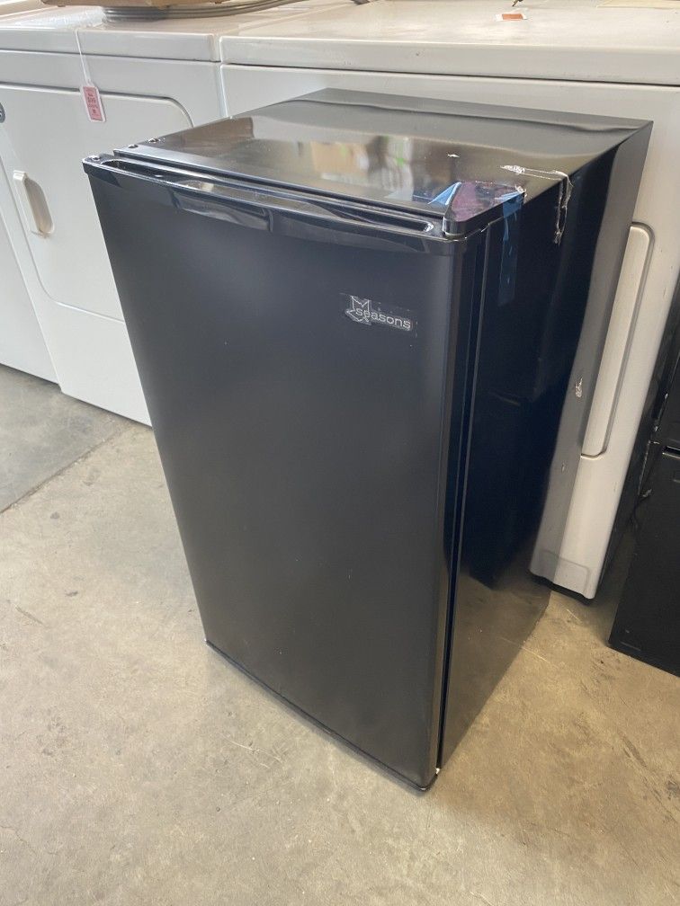Out Of Box Black Seasons Mini-Fridge