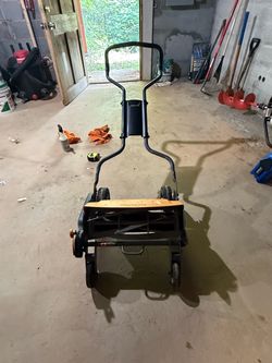 Fiskars stay sharp reel mower