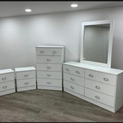 Dresser With Mirror, Chest And Two Nightstands 🌌 Comoda Con Espejo, Gavetero Y Dos Mesitas De Noche 🌌