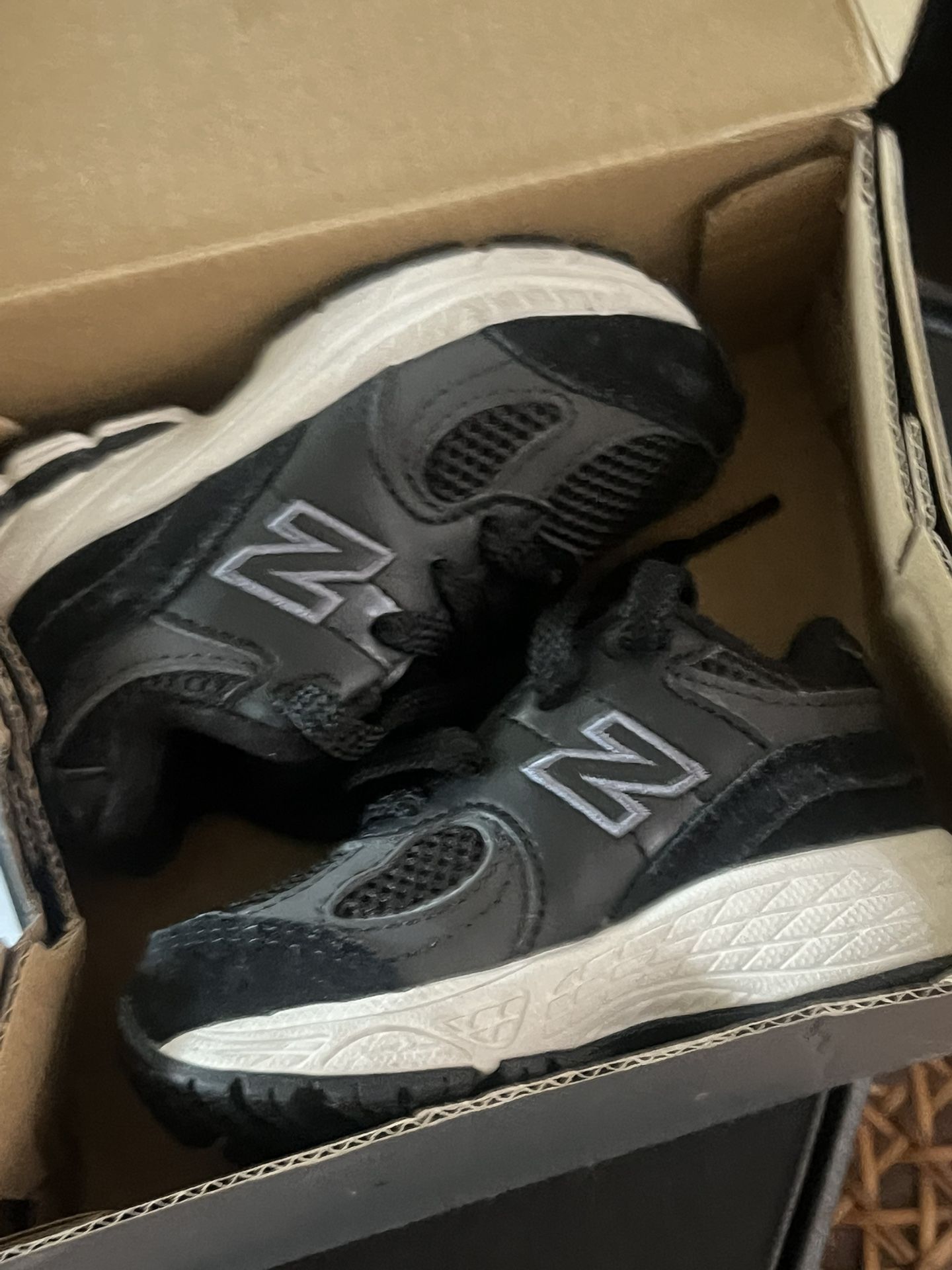 Size Kids 4 New Balance Shoes