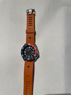 Seiko 7N36-7A08 Pepsi Bezel Quartz Divers 200m Watch 21 jewels, arabic day wheel