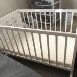 Small Crib Rocker 
