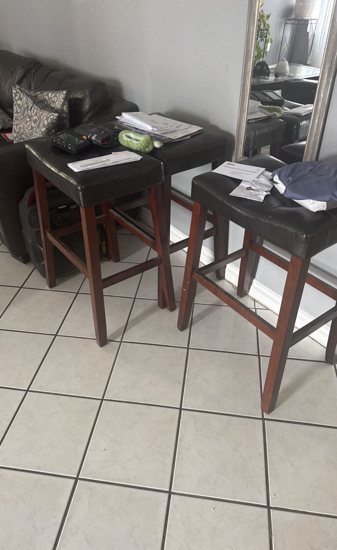 bar stools 