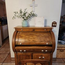 Antique Oak Riverside Roll Top Secretary Desk