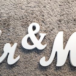 Mr & Mrs Sign