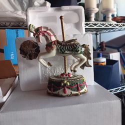 porcelain carousel horses decor