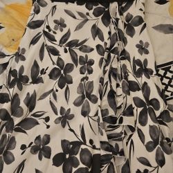 Short Sleeve Black And White Dress Midi Length 