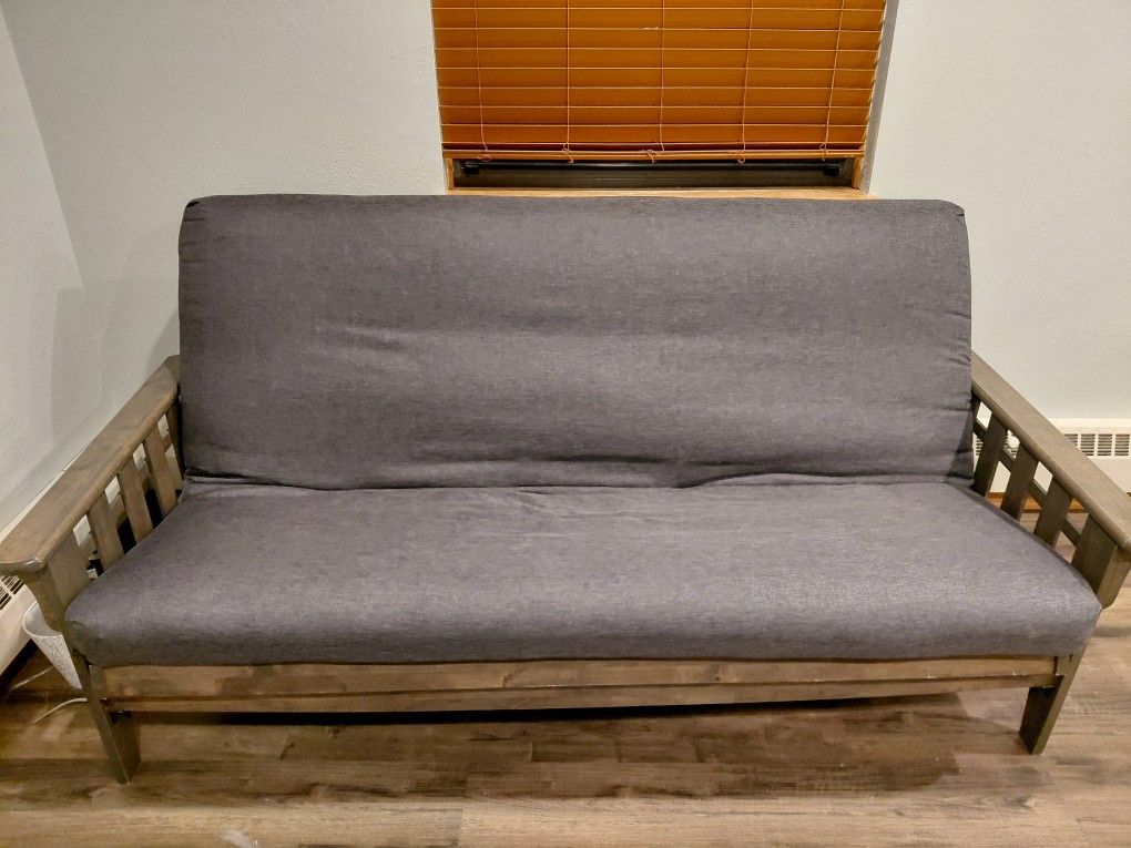 Kodiak Futon