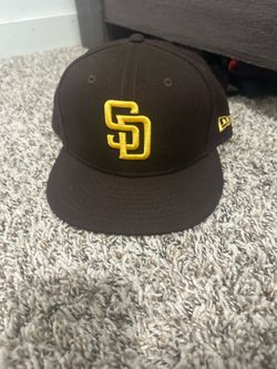 Fitted hat