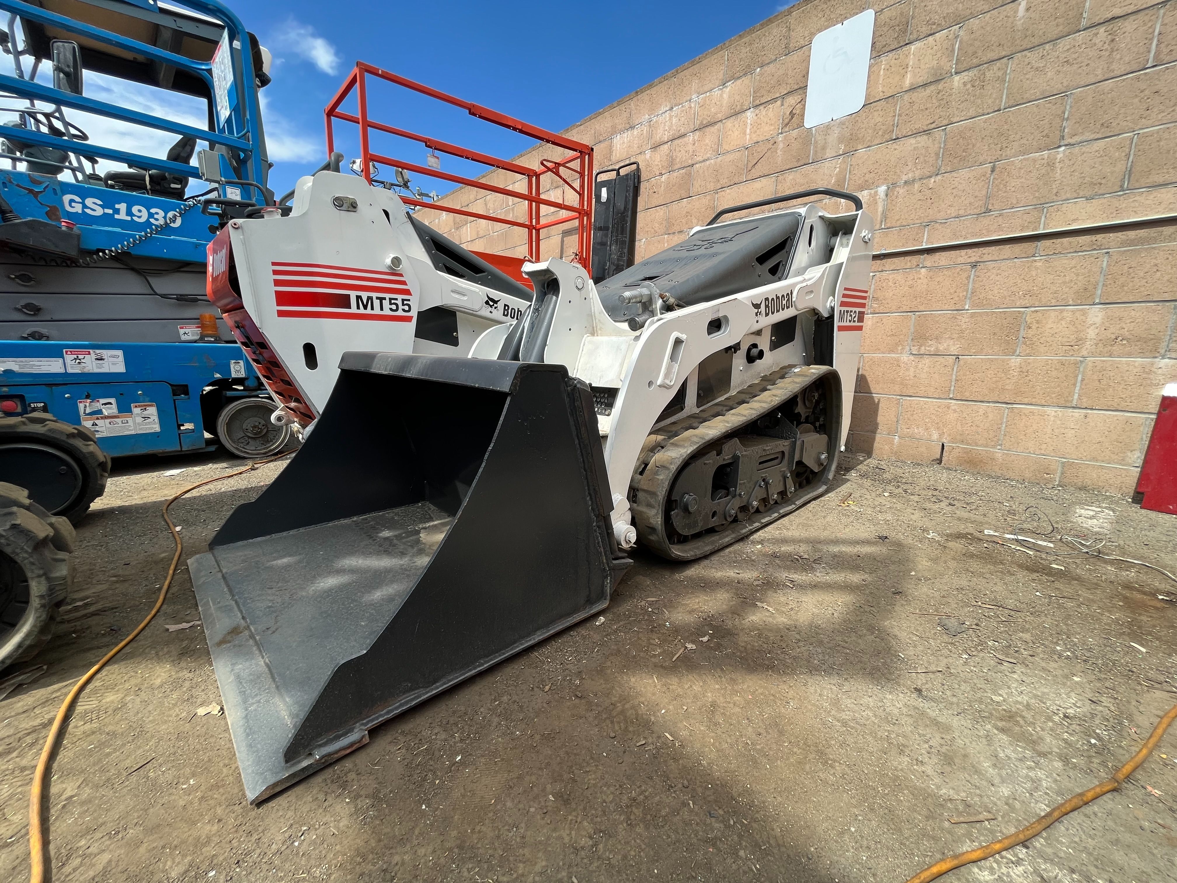 2005 BOBCAT MT52