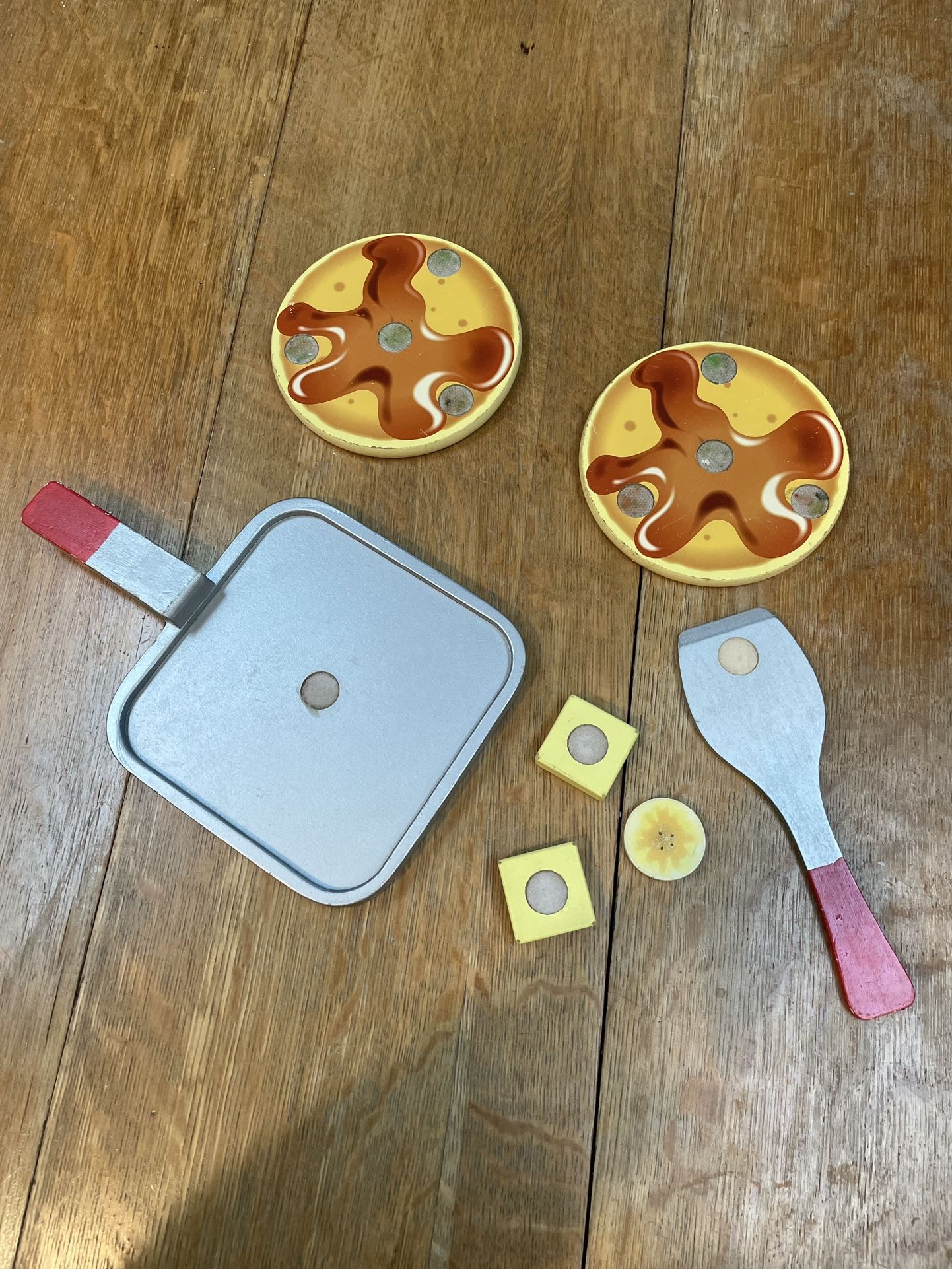 Melissa & Doug Flip And Serve Pancake Set - Read Description