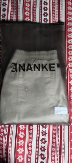 Ananke M wht shorts
