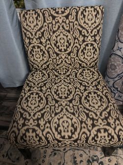 Set of 2 accent chairs