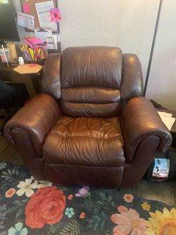 Free recliner chair very comfy