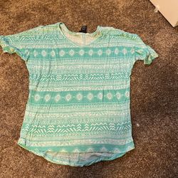 Rue21 Dolman Top Size M