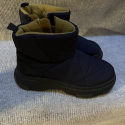 Zara Kids Boots  Size 28 Kids 