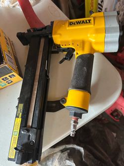 Dewalt stapler