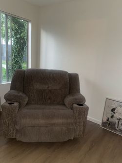Comfy recliner