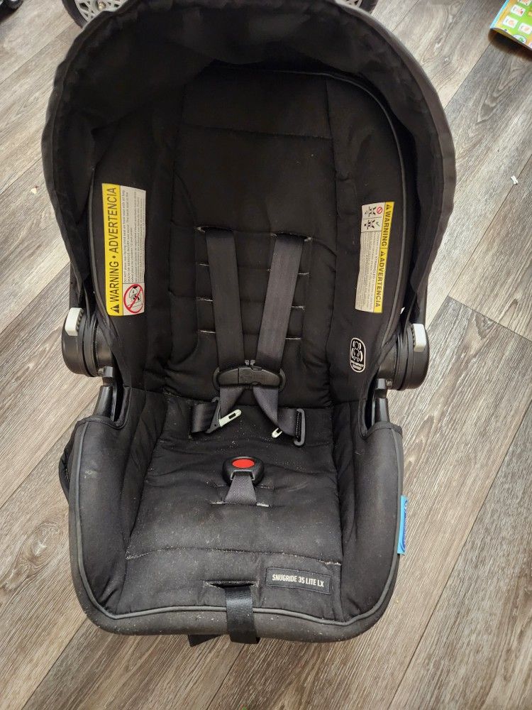 Graco Car Seat With  Base