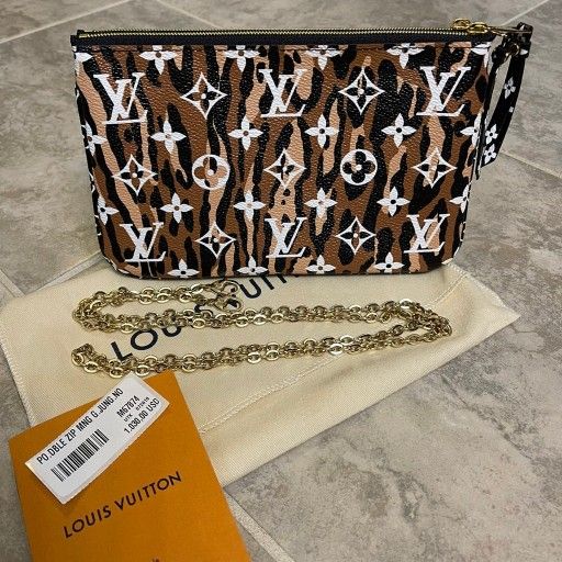 Louis Vuitton Pochette Double Zip Giant Jungle