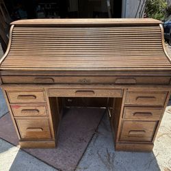 Vintage Desk — Free!