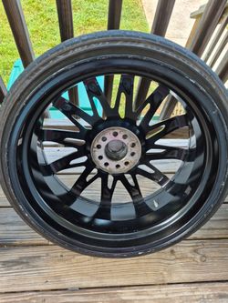 20 inches rims with tires need gone today 700 firm