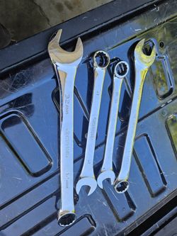 Husky wrench