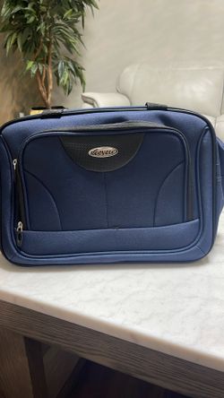 Traveling Bag (BRAND NEW)