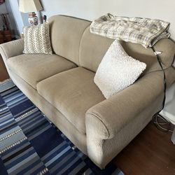 Couch (LaZBoy)