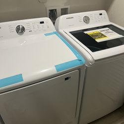 SAMSUNG  Gas Washer And Dryer Set 